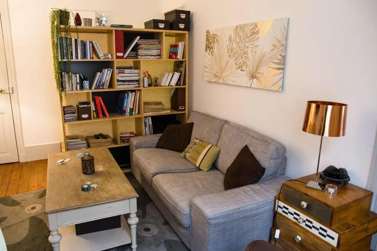 Bright & Design Apartment Near The Pantheon contacts